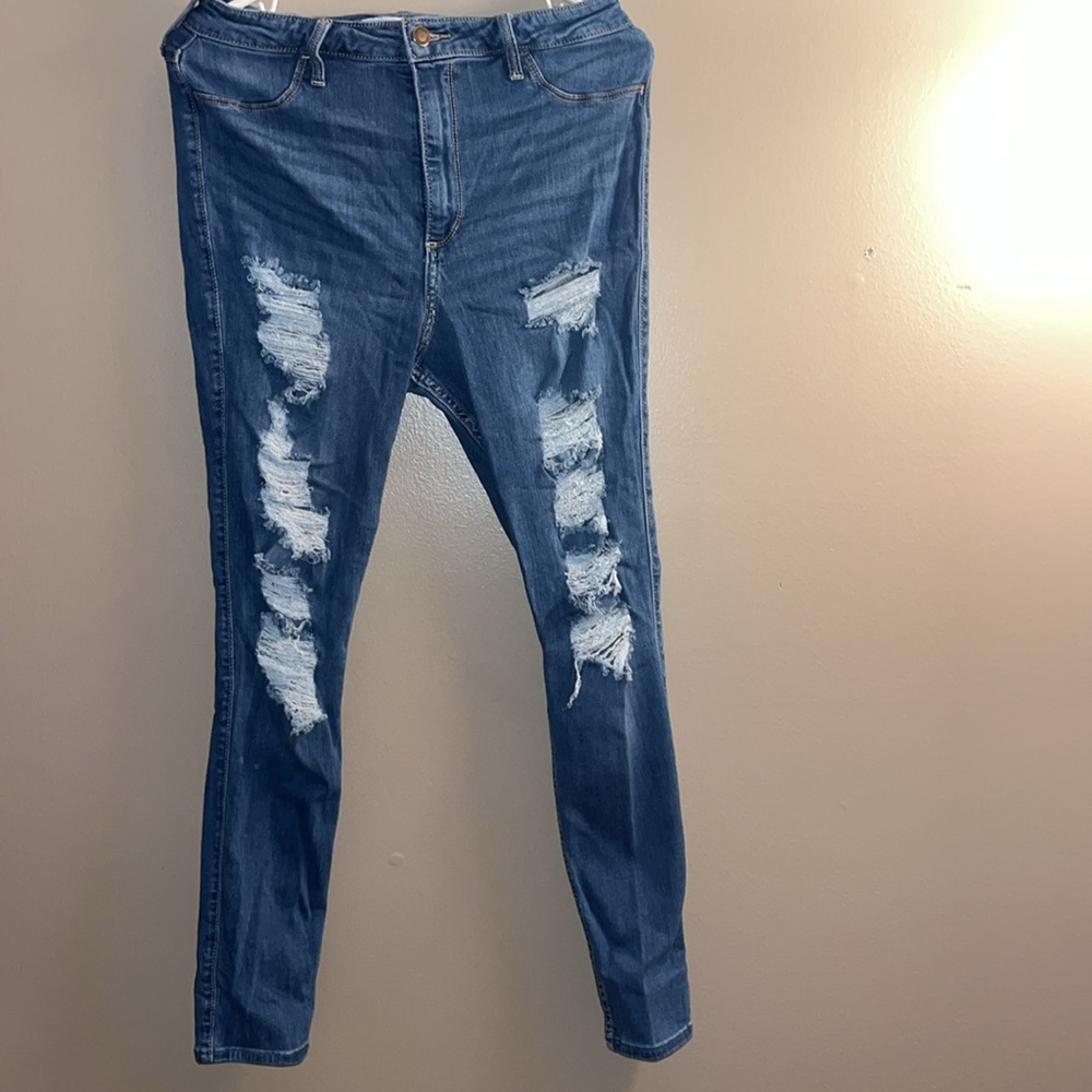 15R Women’s HOLLISTER CALIFORNIA CURVY ULTRA HIGH-RISE JEAN LEGGING